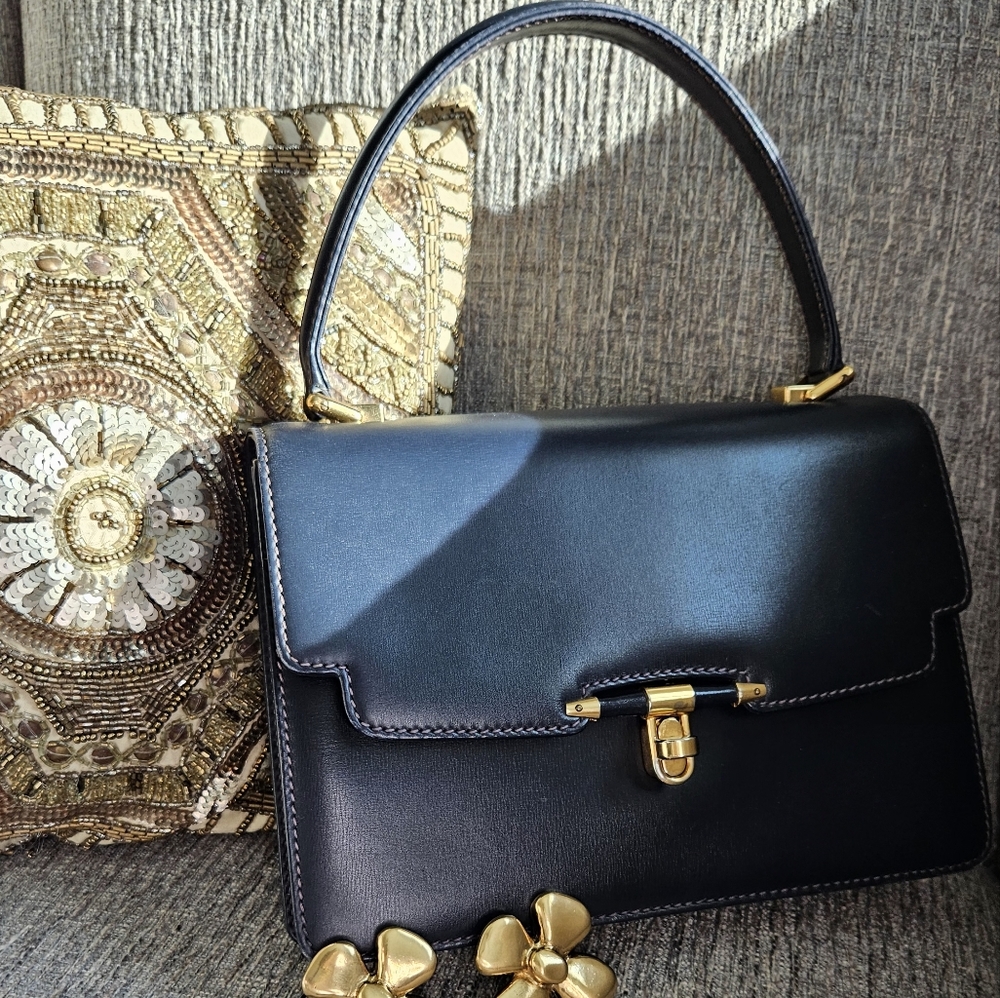 Vintage  GUCCI Turnlock"  Hand Bag Purse Leather Black 80s